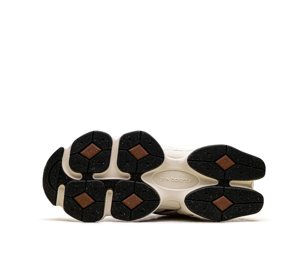 New Balance 9060 Breakfast Tea Angora
